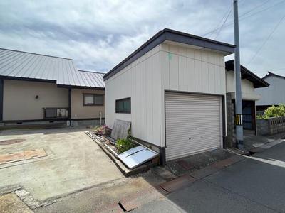 Spacious 7LDK House in Yonezawa with Snow-melting System — Image 1, Yonezawa, Yamagata