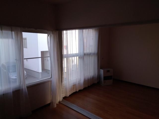 1LDK Apartment for Rent in Shiroishi-ku, Sapporo - Thumbnail 2