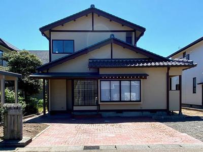 Renovated 4LDK House in Kahoku City - 230㎡ Plot with Parking — Image 1, Kahoku, Ishikawa
