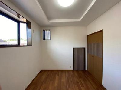 Renovated 4LDK House in Kahoku City - 230㎡ Plot with Parking — Image 1, Kahoku, Ishikawa