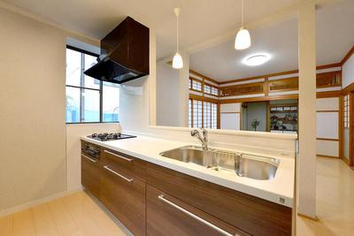 4LDK House Near Shibata Station - Renovated Western-Style Home — Image 1, Shibata, Niigata