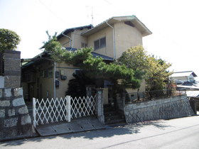 7DK House in Takehara with 239㎡ Land - Thumbnail 2