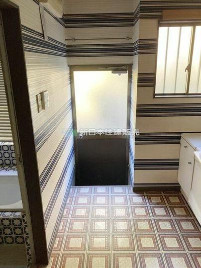 Spacious 3SLDK House in Nagaizumi with Mountain Views — Image 2, Nagaizumi, Shizuoka