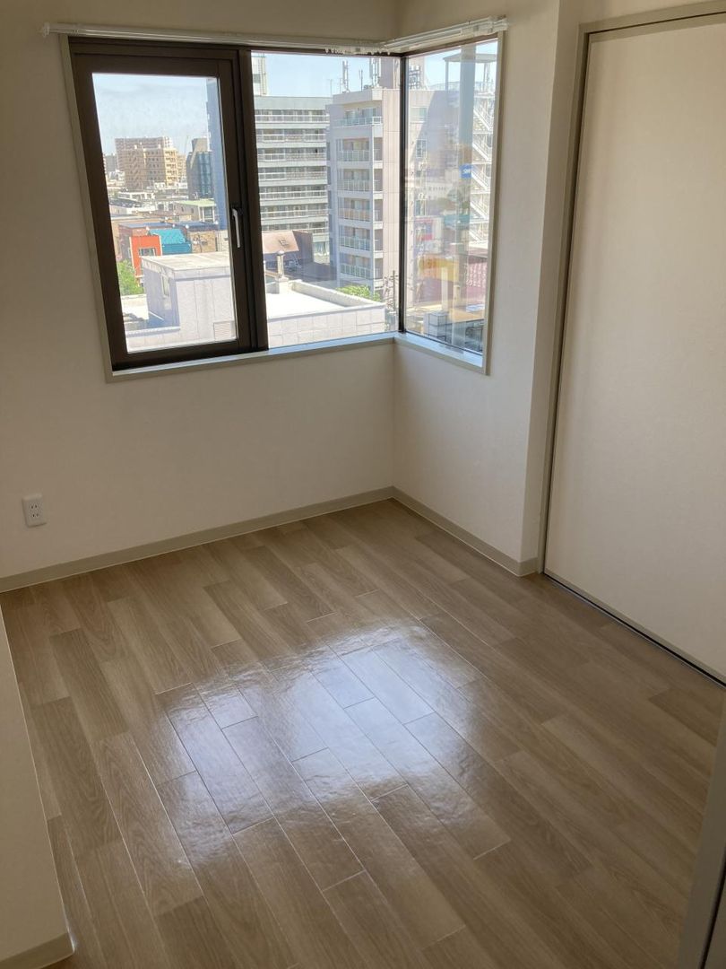 Renovated 2LDK Apartment for Rent in Sapporo's Toyohira Ward - Thumbnail 4