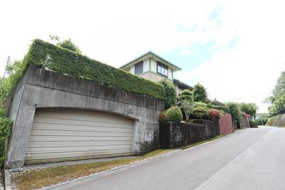 Spacious 7SLDK House in Nagaizumi-cho with Large Land Plot — Image 1, Nagaizumi, Shizuoka