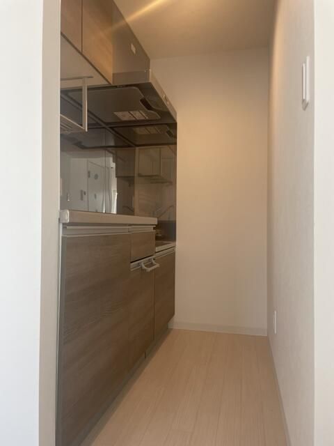 Renovated 1K Apartment for Rent near Higashikuyakushomae Station, Sapporo - Thumbnail 4