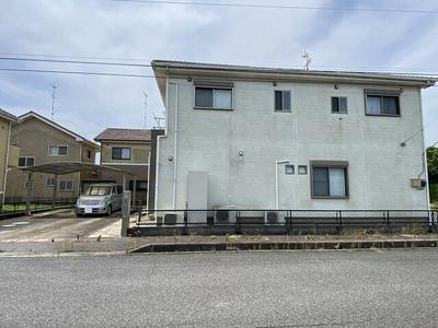 Spacious 4SLDK House with Skeleton Staircase in Togane — Image 4, Togane, Chiba