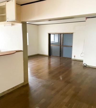 Spacious 4LDK House with High Ceilings in Koya, Wakayama — Image 4, Kinokawa, Wakayama