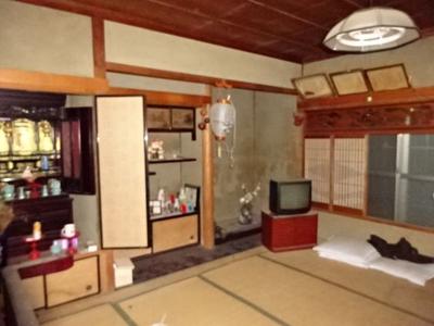 Traditional 6LDK House in Kamojima, Yoshinogawa - 360sqm Plot — Image 2, Yoshinogawa, Tokushima