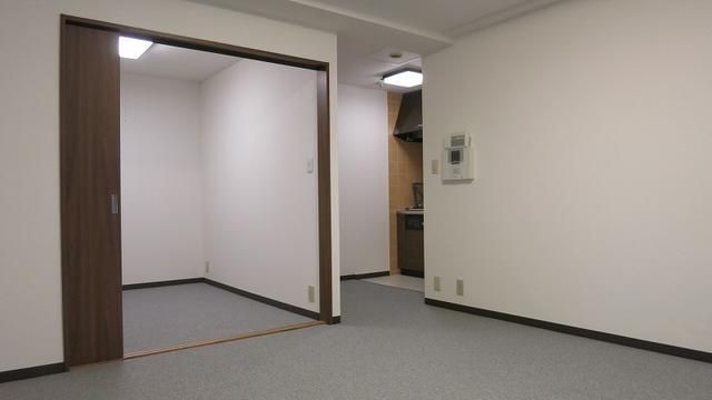 1LDK Apartment for Rent in Kita-ku, Sapporo near Nishi-18-chome Station - Thumbnail 3