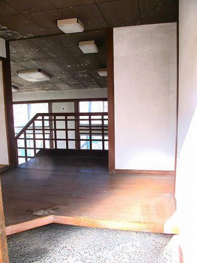 Spacious 6DK Mountain Home in Karuizawa's Hotchi New Town — Image 3, Karuizawa, Nagano