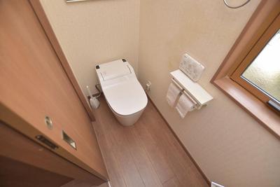 Spacious 2LDK House with 5 Parking Spaces in Kuki City — Image 4, Kuki, Saitama