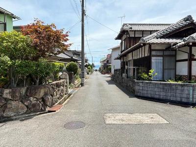 Spacious 3LDK Corner House in Kure's Ondocho District — Image 1, Kure, Hiroshima