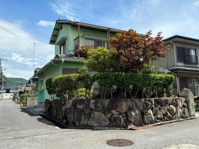 Spacious 3LDK Corner House in Kure's Ondocho District — Image 1, Kure, Hiroshima