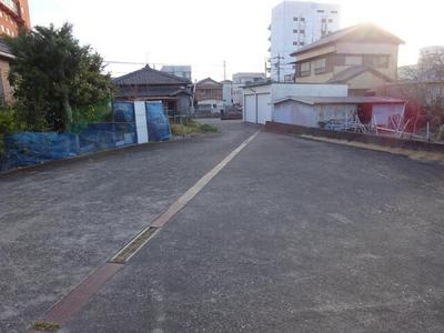 Spacious 5LDK House in Ise City with Large Land Plot — Image 4, Ise, Mie