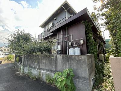 Spacious 4LDK House with Large Yard in Kawanoe-cho, Shikokuchuo — Image 3, Shikokuchuo, Ehime
