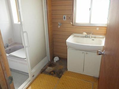 Spacious 5DK House with Large Garden in Hirao-cho, Yamaguchi — Image 3, Hirao, Yamaguchi