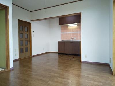 Spacious 4LDK House in Chosei Village, Chiba - 85sqm Living Space — Image 2, Chosei, Chiba