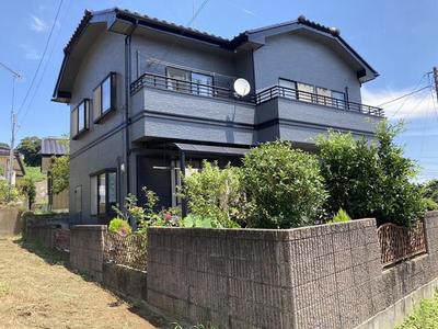 Spacious 3SLDK House in Miho Village - 204m² Plot with Parking — Image 1, Miura, Ibaraki