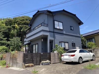 Spacious 3SLDK House in Miho Village - 204m² Plot with Parking — Image 1, Miura, Ibaraki