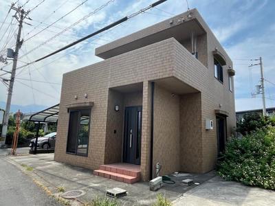3SLDK Used House in Shikokuchuo City, Ehime — Image 2, Shikokuchuo, Ehime