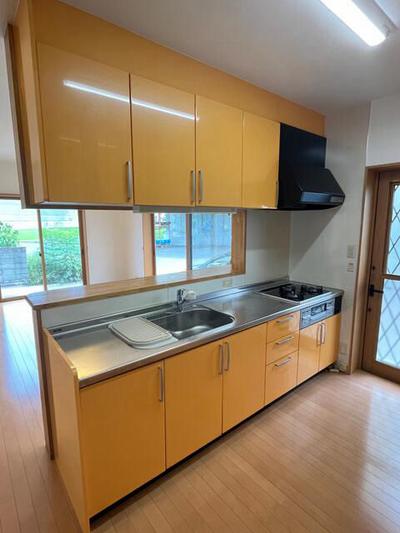 3SLDK Used House in Shikokuchuo City, Ehime — Image 4, Shikokuchuo, Ehime