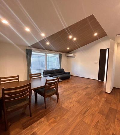 Modern 2SLDK House in Kudamatsu with 3+ Parking Spaces — Image 3, Kudamatsu, Yamaguchi