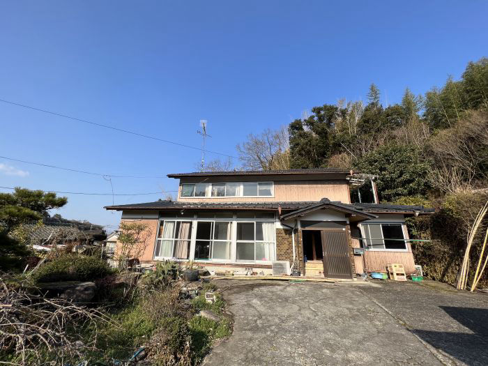 Spacious 6-bedroom house in Kashima, Saga Prefecture - Thumbnail 2