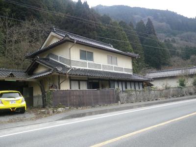 Used House in Maniwa City, Okayama Prefecture — Image 1, Maniwa, Okayama