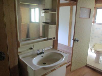 [Hatomark Site] 9DK Used Detached House in Nishiyashiro, Suo-Oshima-cho, Oshima-gun, Yamaguchi Prefecture — Image 2, Suooshima, Yamaguchi