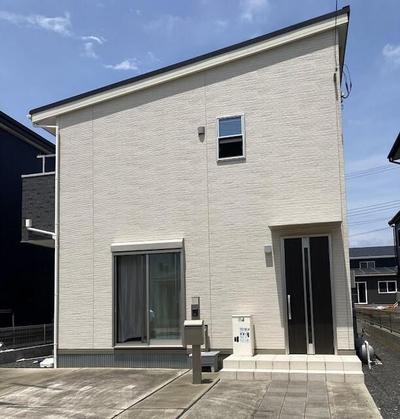 Modern 4LDK House in Ami Town with Solar System — Image 1, Ami, Ibaraki