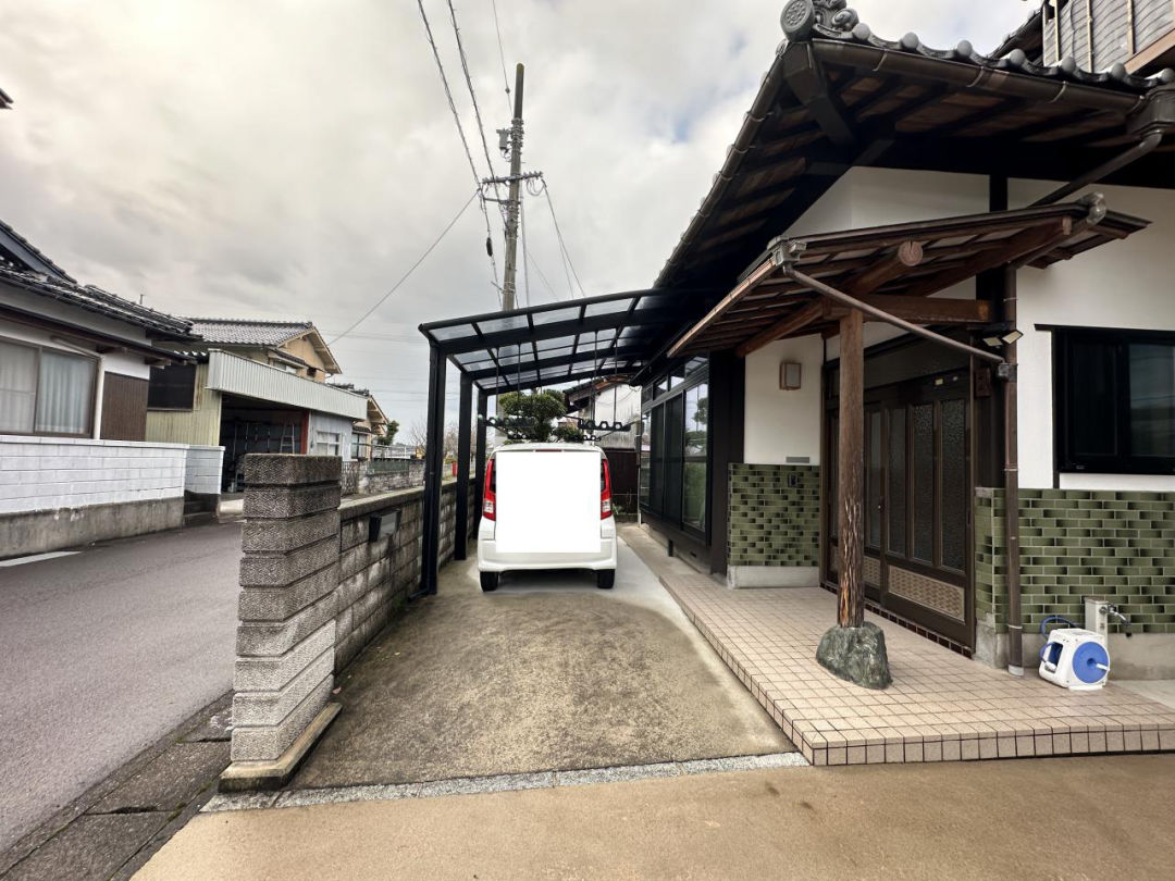5SLDK House in Kurayoshi with Renovated Kitchen - Thumbnail 3