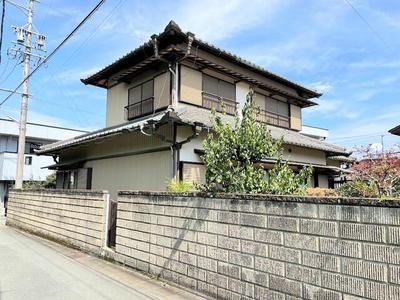 5DK House with Garden in Matsusaka - 134.64㎡ Living Space — Image 1, Matsusaka, Mie
