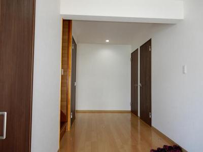 Renovated 4LDK House in Kadogawa with 3 Parking Spaces — Image 2, Kadokawa, Miyazaki