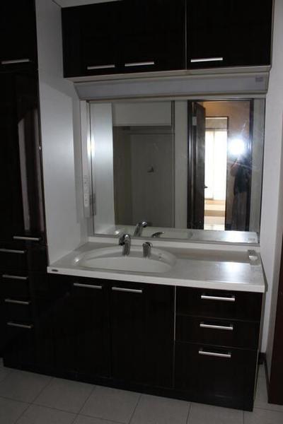 Spacious 4SLDK House with Large Garden in Togane City — Image 3, Togane, Chiba