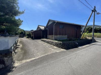 Spacious 4DK House with Large Land Plot in Ayagawa, Kagawa — Image 1, Ayagawa, Kagawa