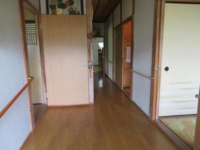 Spacious 8DK House in Tokuchi, Yamaguchi - 844sqm Land — Image 4, Yamaguchi, Yamaguchi