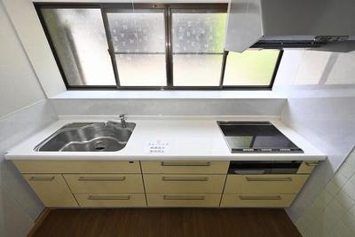 Traditional 9DK House Near Mount Yahiko - Recently Renovated — Image 2, Yahiko, Niigata