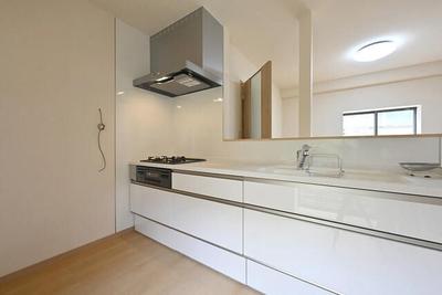 5LDK Used House in Tsubame City — Image 1, Tsubame, Niigata