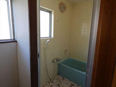Single-Story 3DK House in Maniwa City - Corner Plot with Mountain Views — Image 2, Maniwa, Okayama
