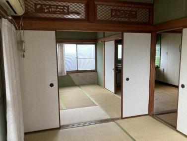 Spacious 554m² Traditional Home in Shibita, Miyakonojo — Image 1, Miyakonojo, Miyazaki