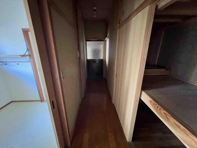 Spacious 9DK House in Misasa, Tottori - 242m² Living Space — Image 3, Misasa, Tottori