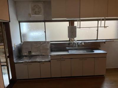 Traditional 8DK House in Fukumitsu, Nanto City - 176sqm Living Space — Image 4, Nanto, Toyama