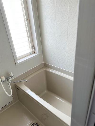 5LDK House Near Iwafune Station, Tochigi - Corner Plot Location — Image 1, Tochigi, Tochigi