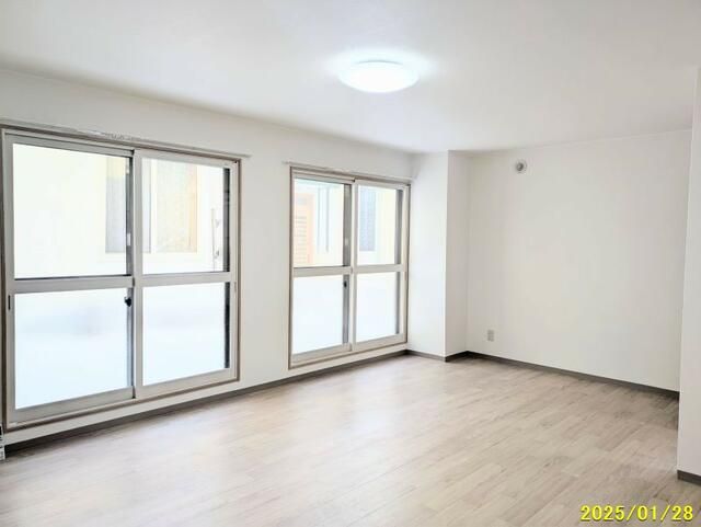 1LDK Apartment for Rent in Asahikawa, Hokkaido - Renovated & Pet-Friendly - Thumbnail 4