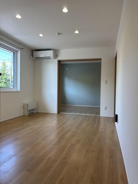 New 1LDK Apartment for Rent in Asahikawa, Hokkaido - Thumbnail 4