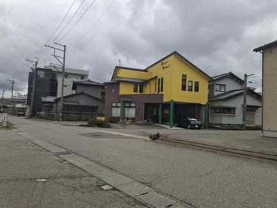 Commercial Building with Residential Units in Kaga Onsen — Image 1, Kaga, Ishikawa