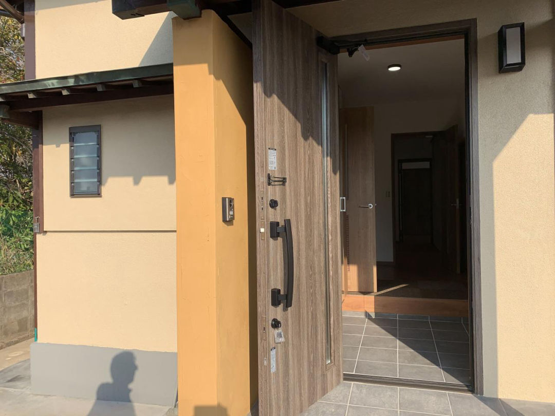 Spacious 4LDK House in Arao with Large Garden - Thumbnail 3