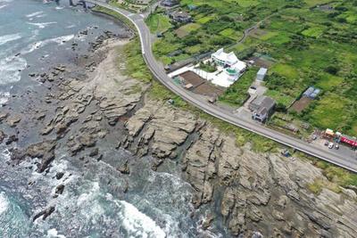 Spacious 10SLDK Beachside Villa with Private Onsen in Chikura — Image 2, Minamiboso, Chiba