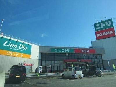 Traditional House with Large Land Plot in Shirakawa City — Image 1, Shirakawa, Fukushima